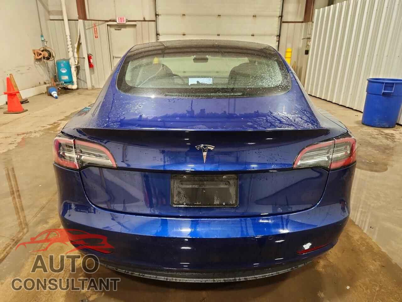 TESLA MODEL 3 2022 - 5YJ3E1EA2NF304199