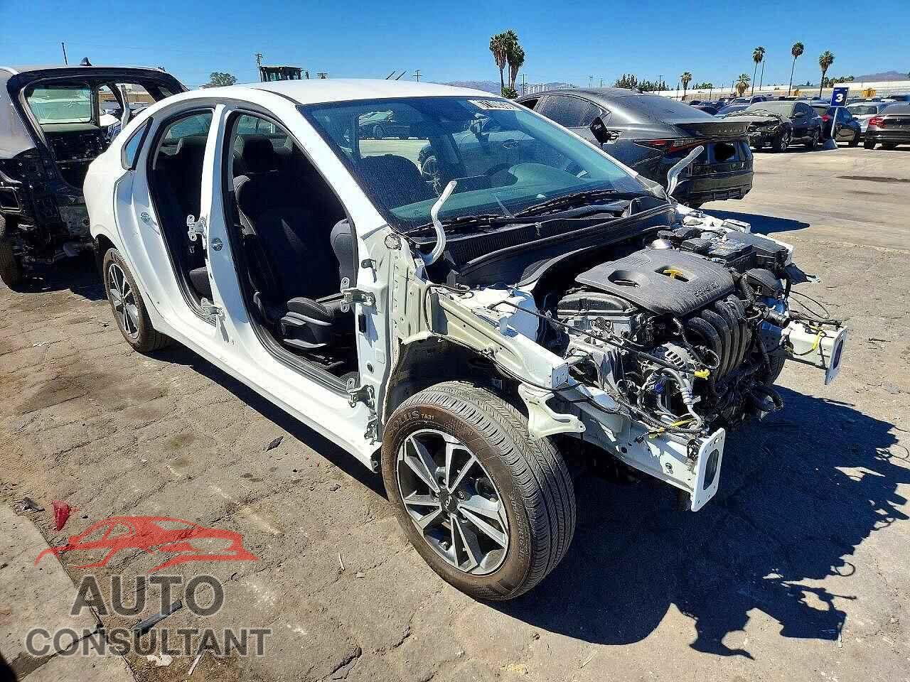 KIA FORTE 2023 - 3KPF24AD1PE561077
