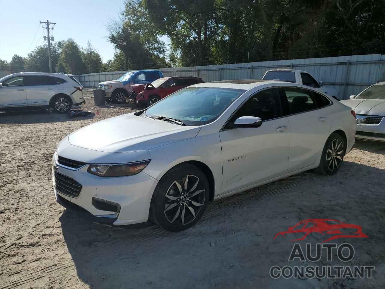 CHEVROLET MALIBU 2017 - 1G1ZE5ST4HF255359