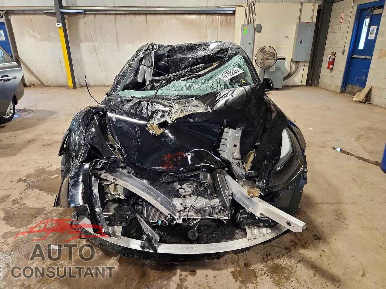 TESLA MODEL 3 2023 - 5YJ3E1EA1PF556433