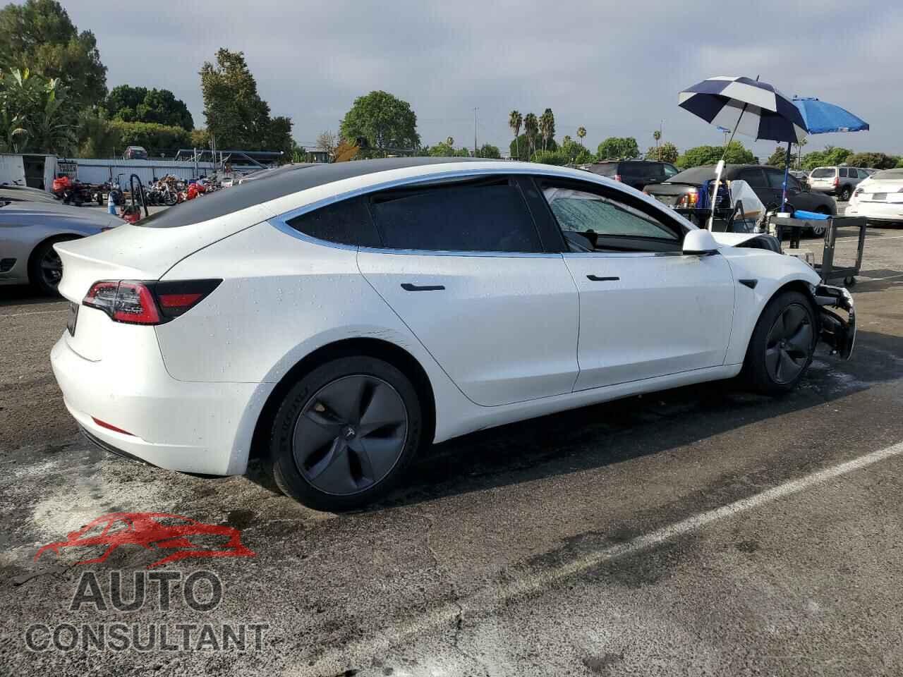 TESLA MODEL 3 2020 - 5YJ3E1EA0LF799564