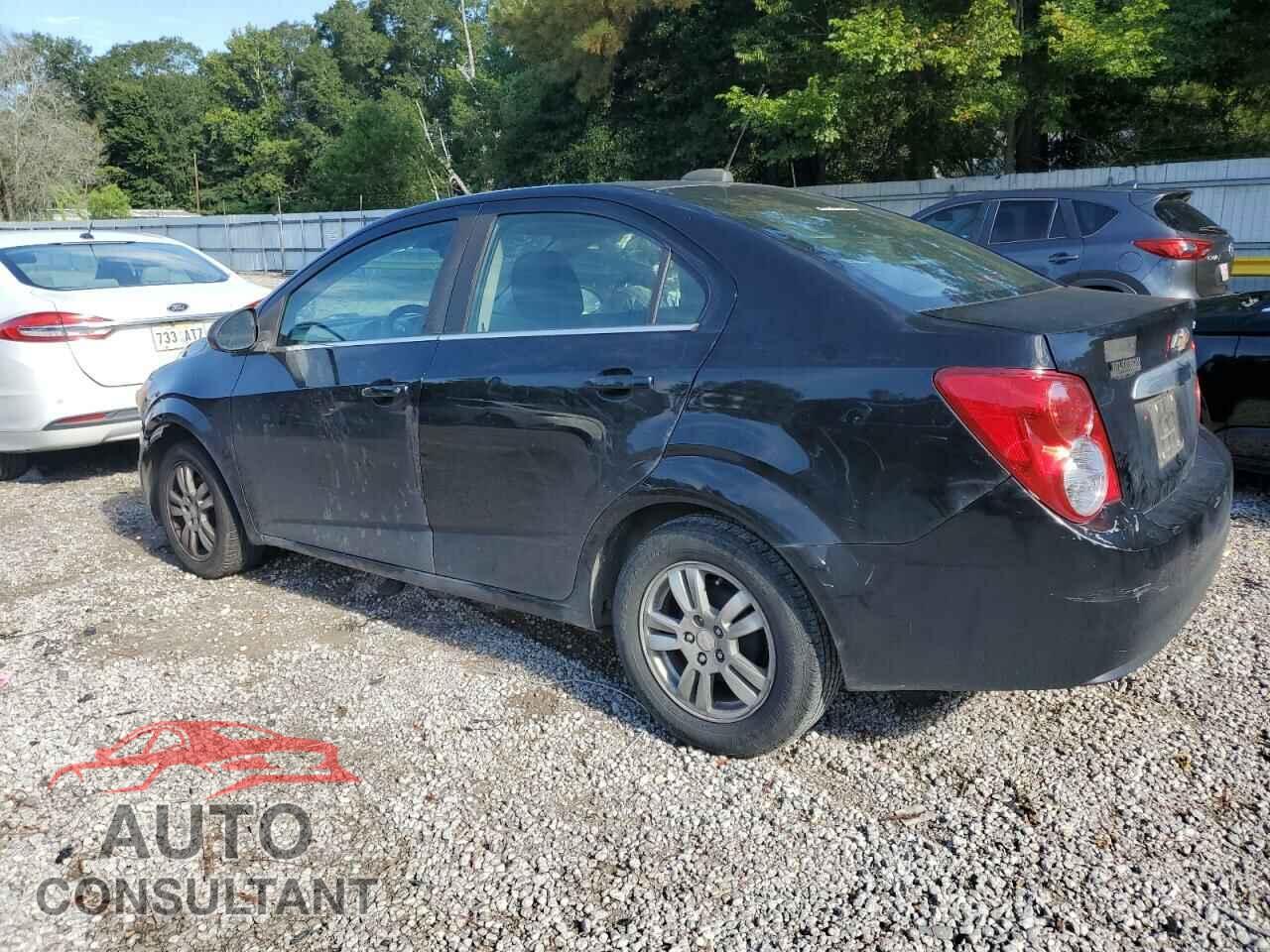 CHEVROLET SONIC 2016 - 1G1JC5SH8G4156357