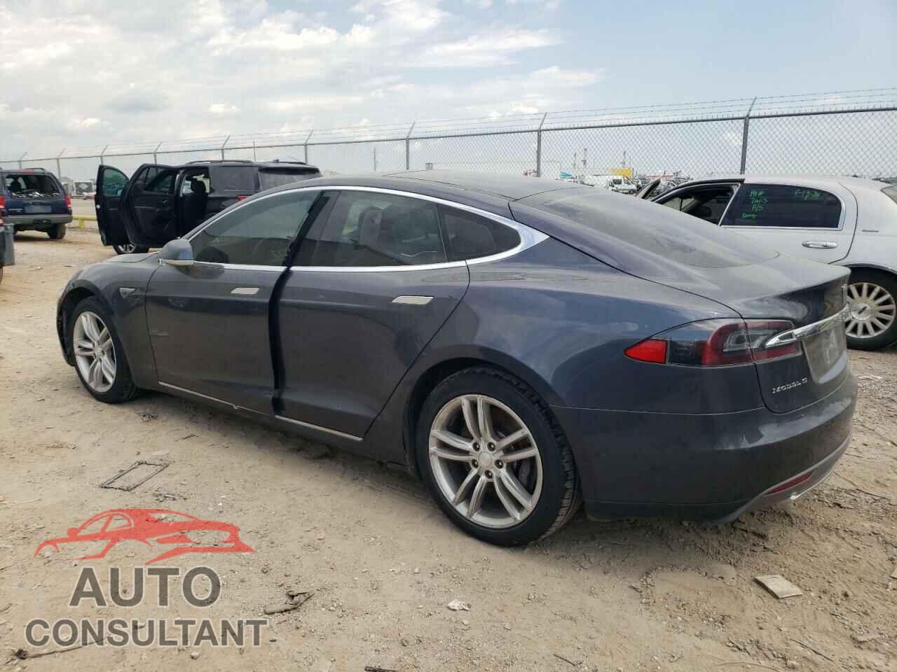 TESLA MODEL S 2014 - 5YJSA1H13EFP63602