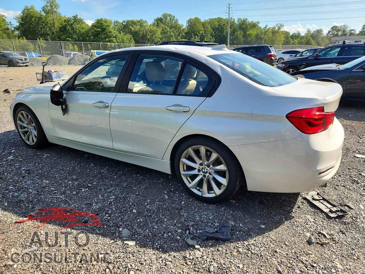 BMW 3 SERIES 2018 - WBA8E1G51JNU90882