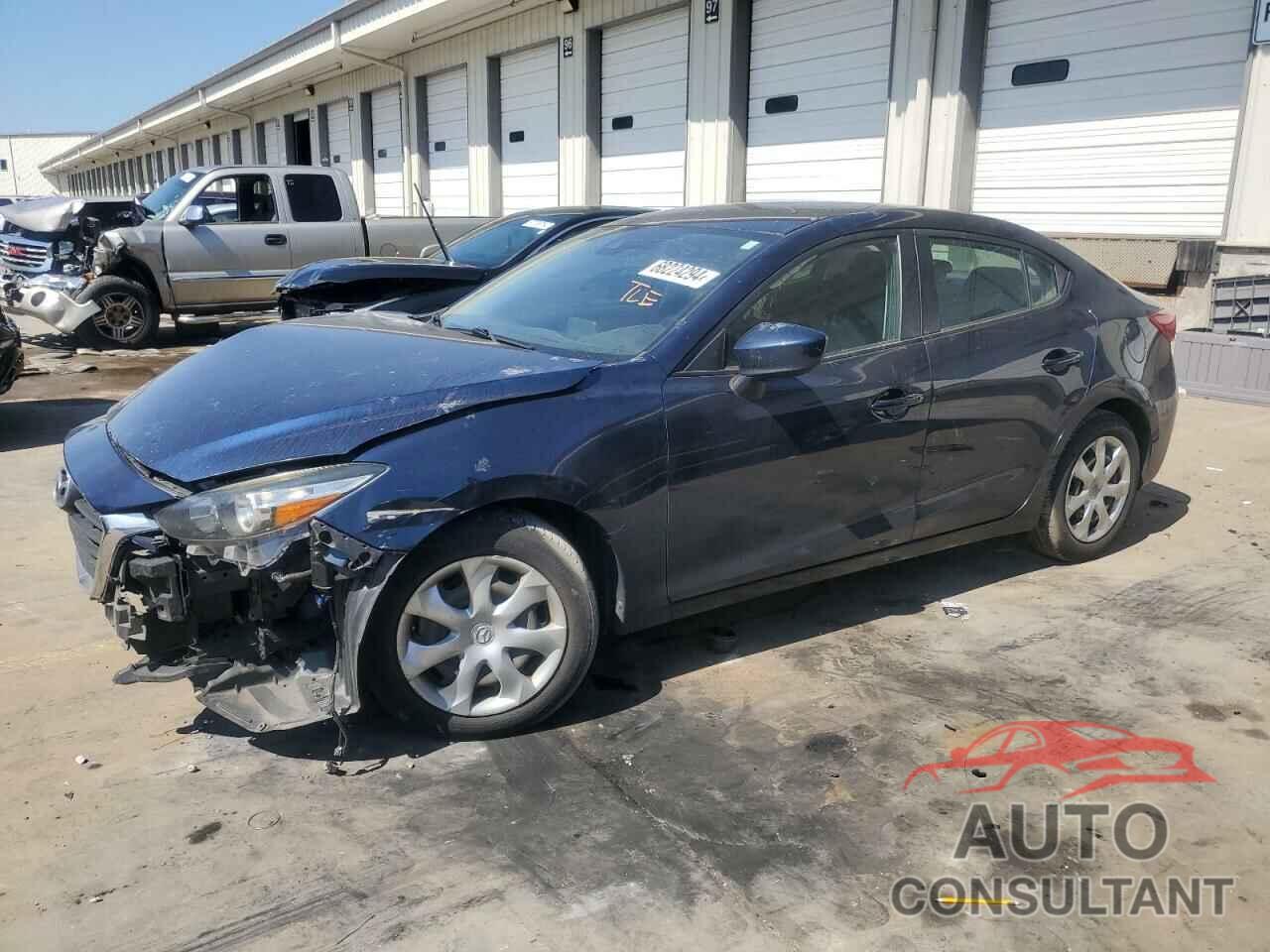 MAZDA 3 2018 - 3MZBN1U75JM210516