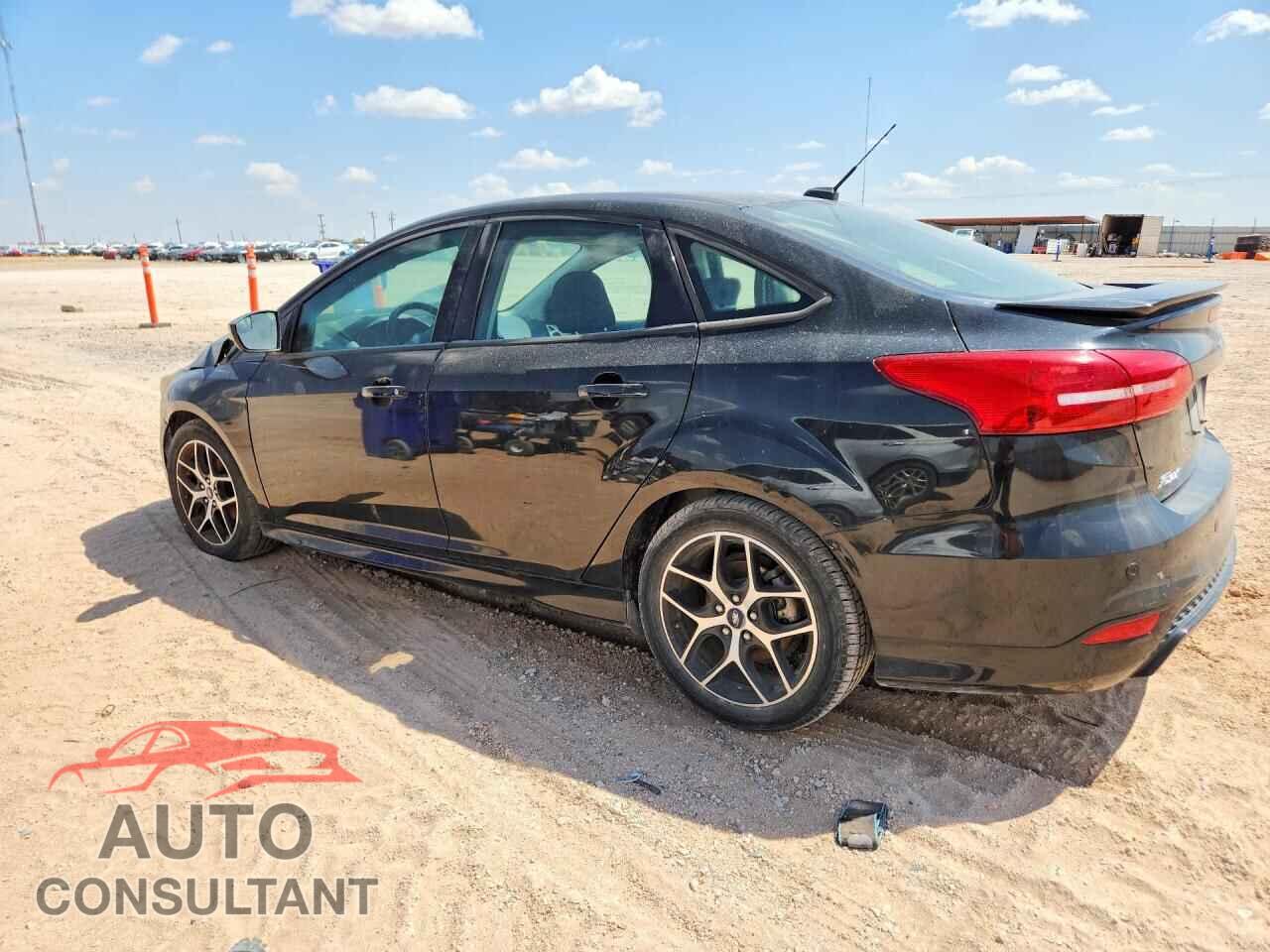 FORD FOCUS 2016 - 1FADP3F20GL301695