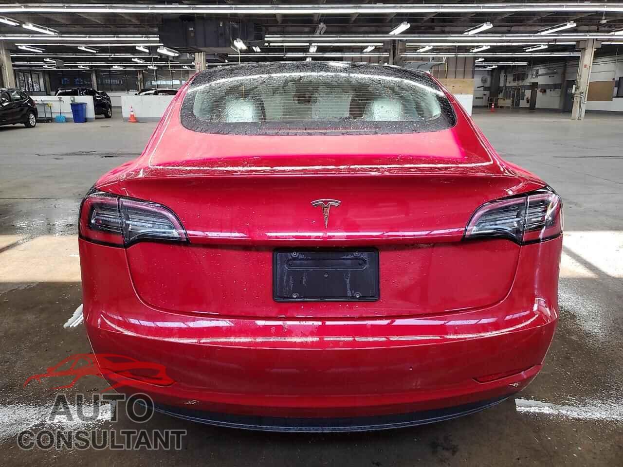 TESLA MODEL 3 2022 - 5YJ3E1EA6NF286077