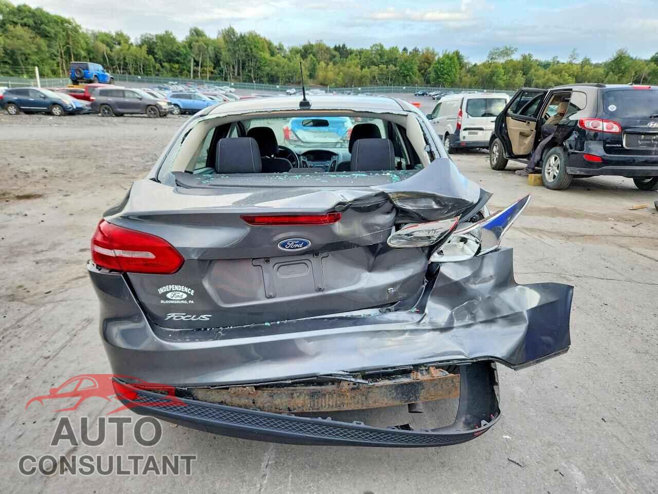 FORD FOCUS 2016 - 1FADP3F23GL287615