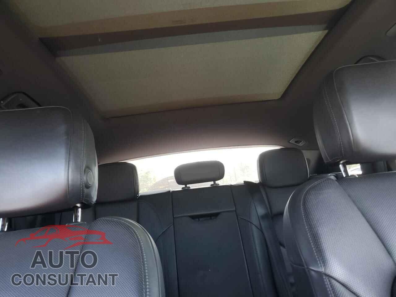 PORSCHE MACAN 2017 - WP1AB2A59HLB18089