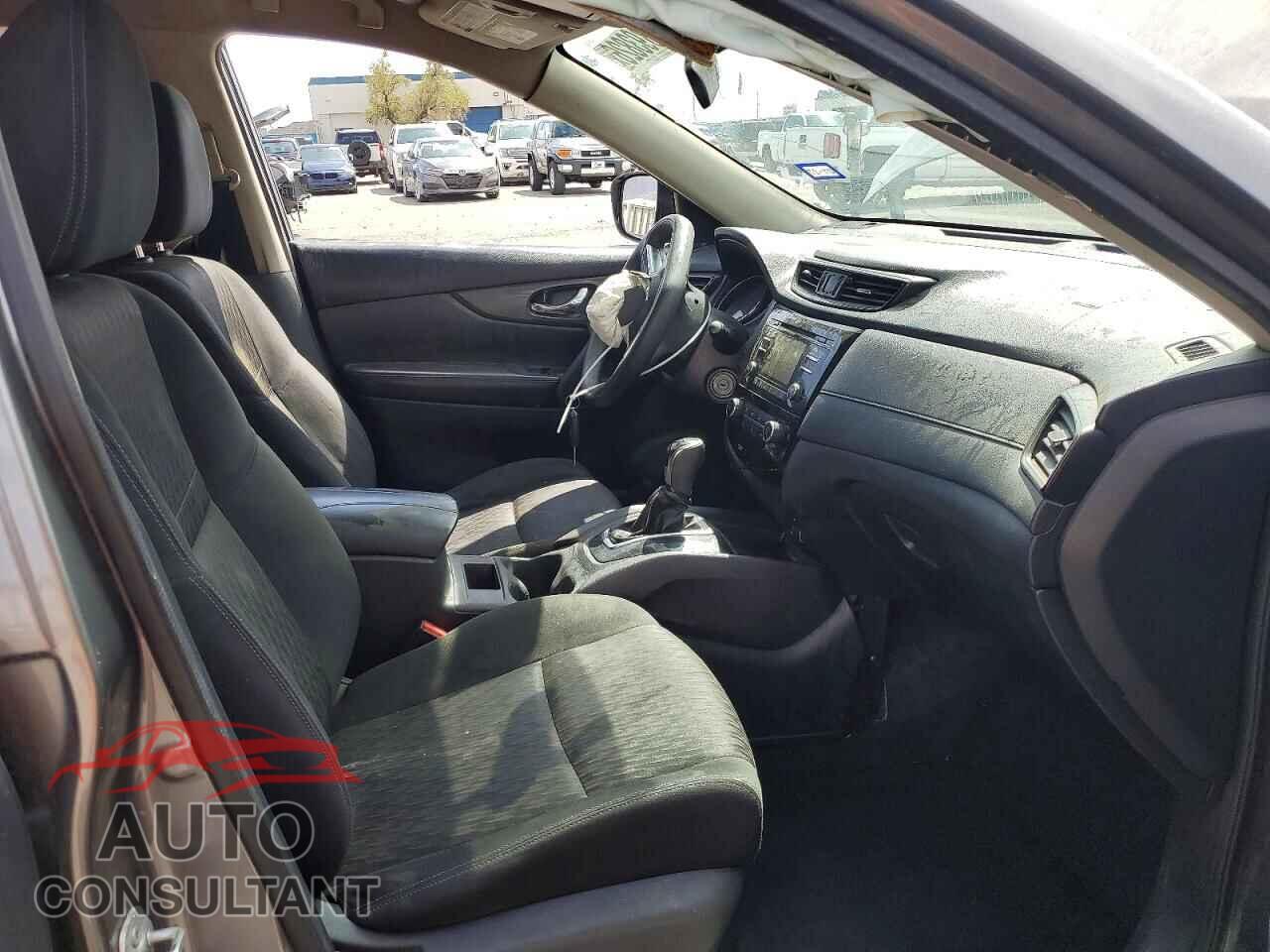 NISSAN ROGUE 2017 - KNMAT2MT2HP505794