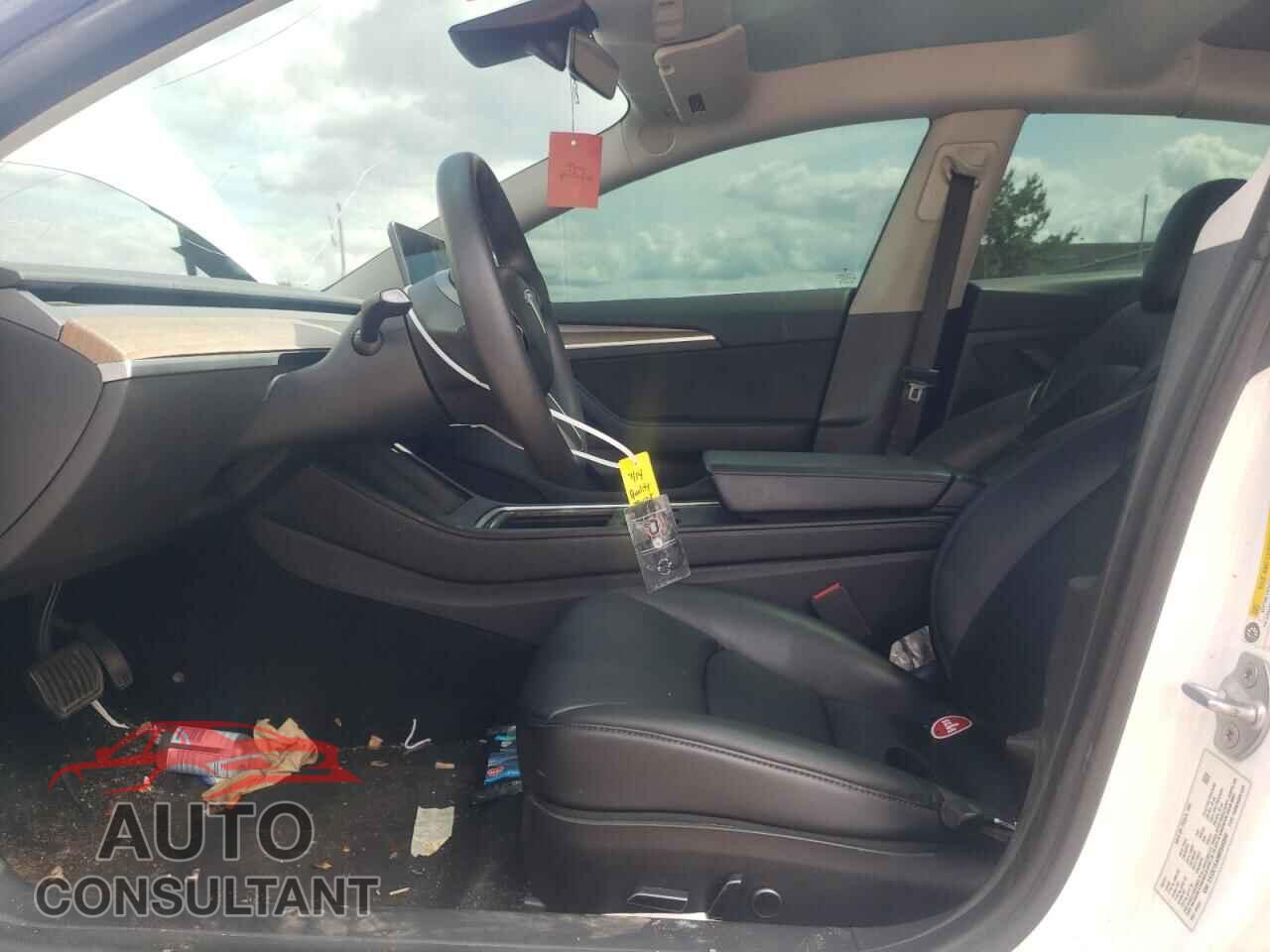TESLA MODEL 3 2021 - 5YJ3E1EA9MF045886