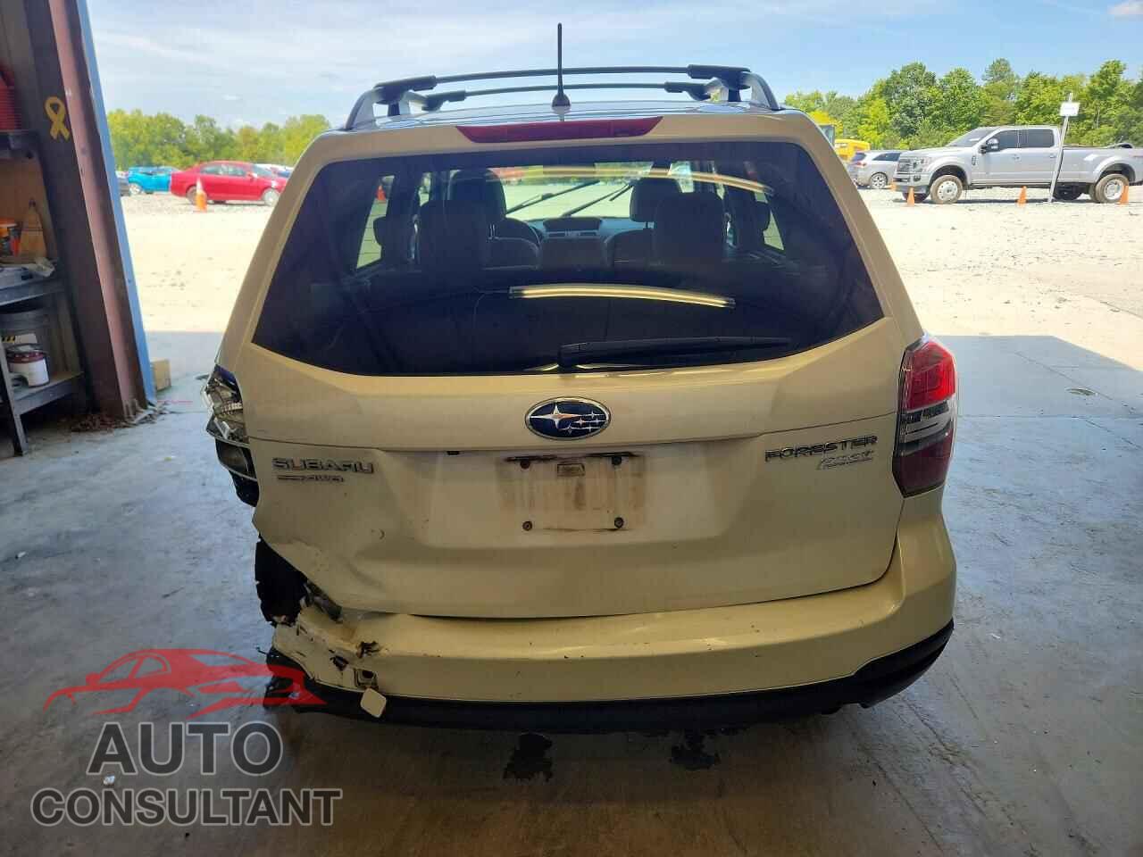 SUBARU FORESTER 2014 - JF2SJAEC4EH557518