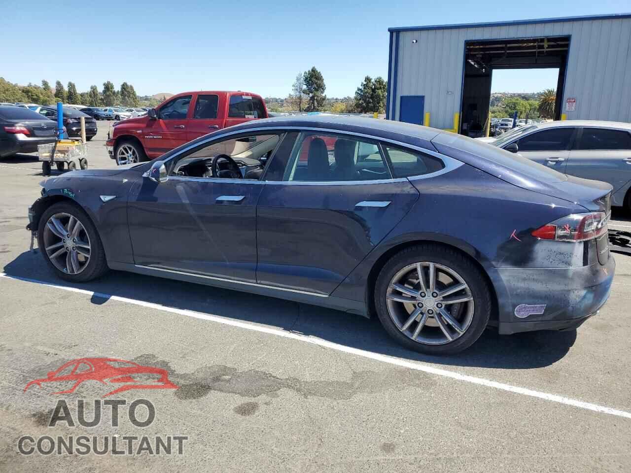 TESLA MODEL S 2014 - 5YJSA1H19EFP53723