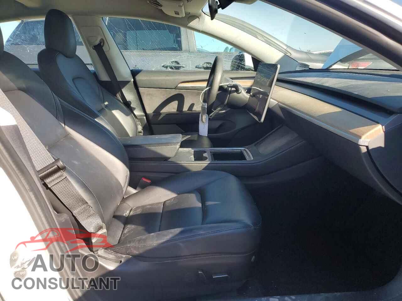 TESLA MODEL 3 2021 - 5YJ3E1EA2MF074923