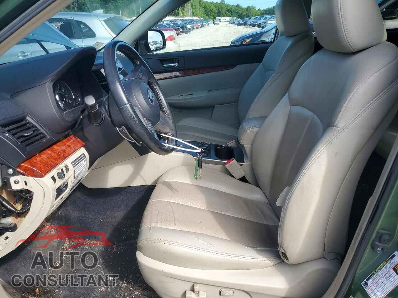 SUBARU OUTBACK 2010 - 4S4BRDJC8A2371942