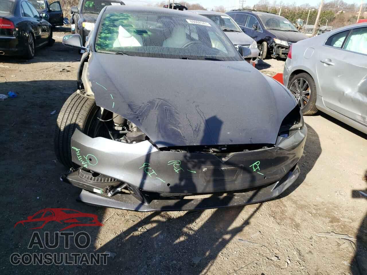 TESLA MODEL S 2018 - 5YJSA1E28JF283546