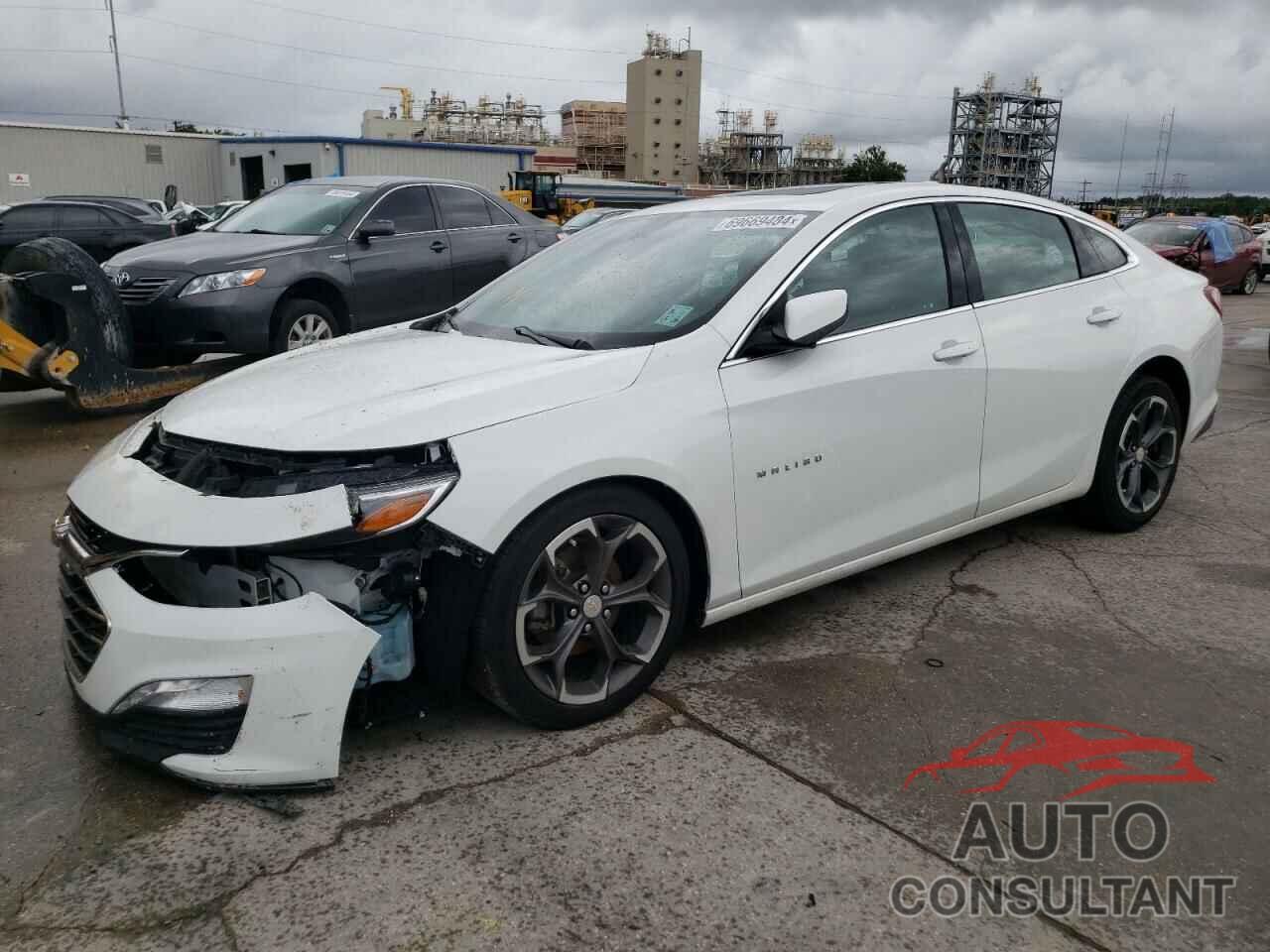 CHEVROLET MALIBU 2022 - 1G1ZD5STXNF173859
