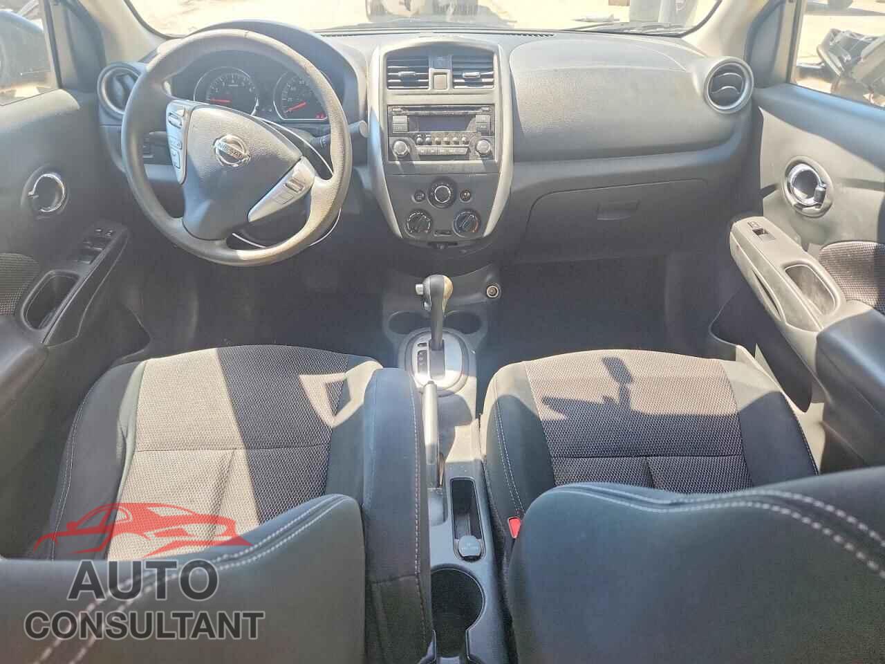 NISSAN VERSA 2017 - 3N1CN7AP3HL814454