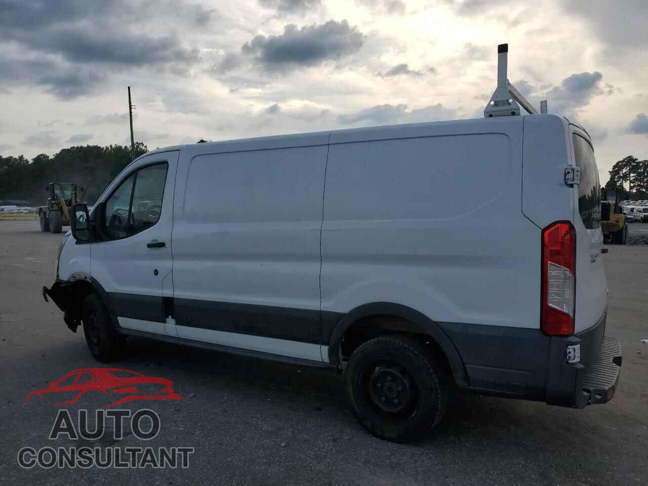 FORD TRANSIT 2015 - 1FTNR1YM6FKA74772