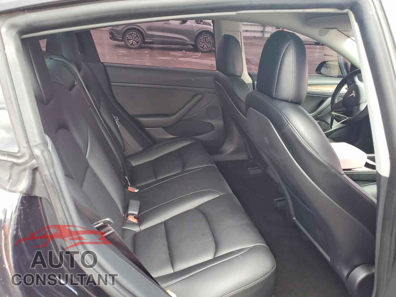 TESLA MODEL 3 2021 - 5YJ3E1EA8MF093220