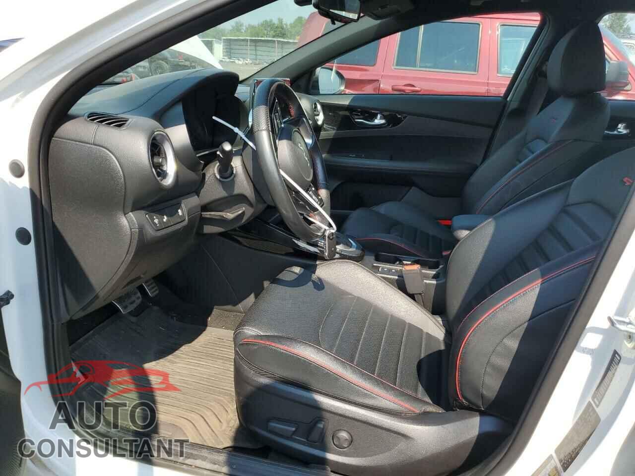 KIA FORTE 2023 - 3KPF44AC5PE534076