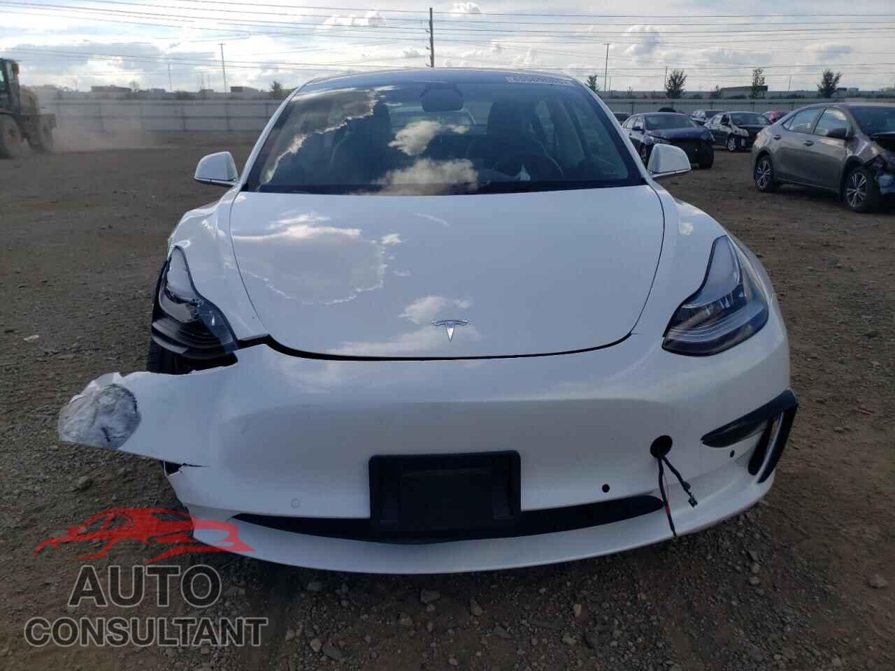 TESLA MODEL 3 2018 - 5YJ3E1EB5JF054671