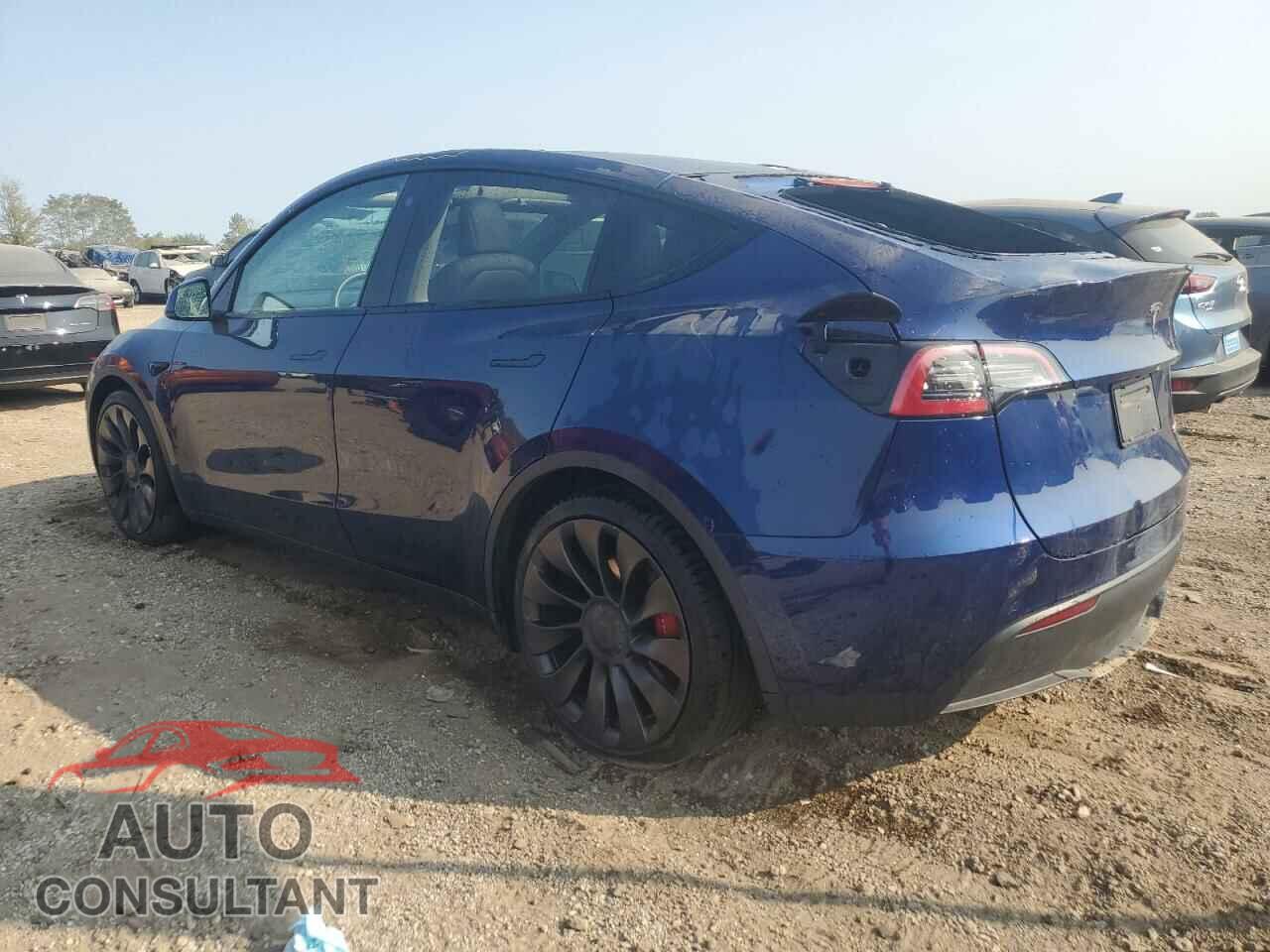 TESLA MODEL Y 2021 - 5YJYGDEF1MF209922