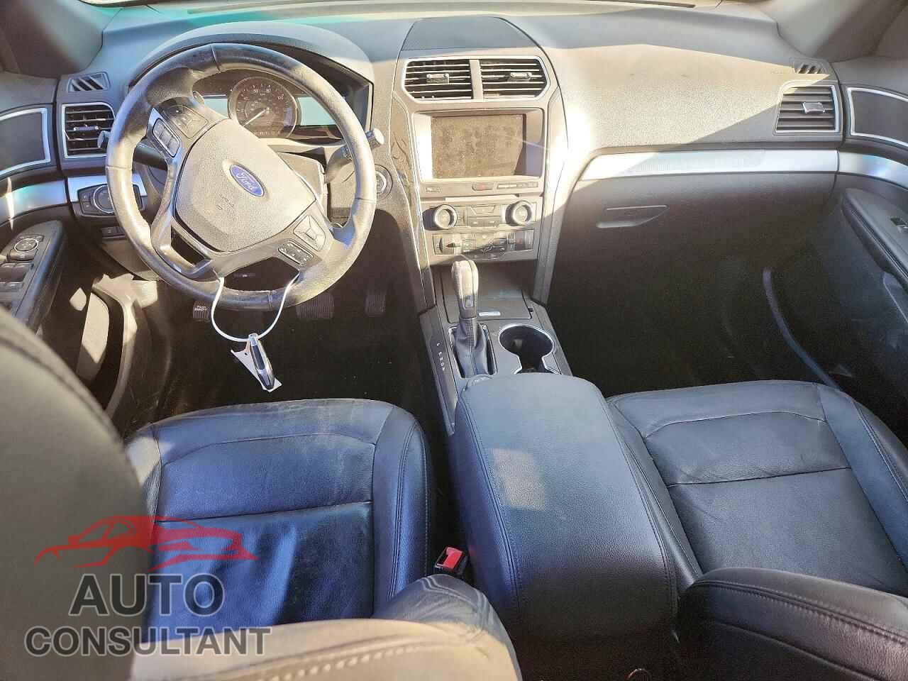 FORD EXPLORER 2017 - 1FM5K8D88HGA21322