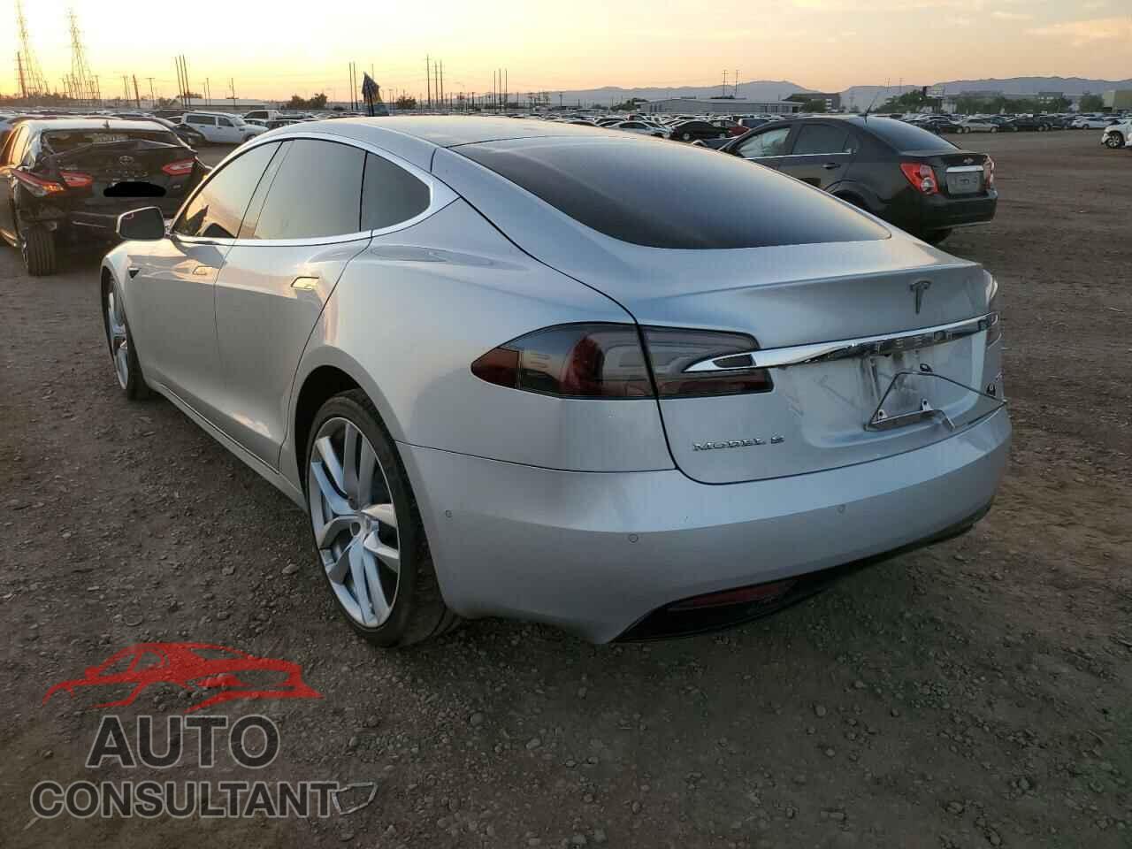 TESLA MODEL S 2018 - 5YJSA1E28JF259392