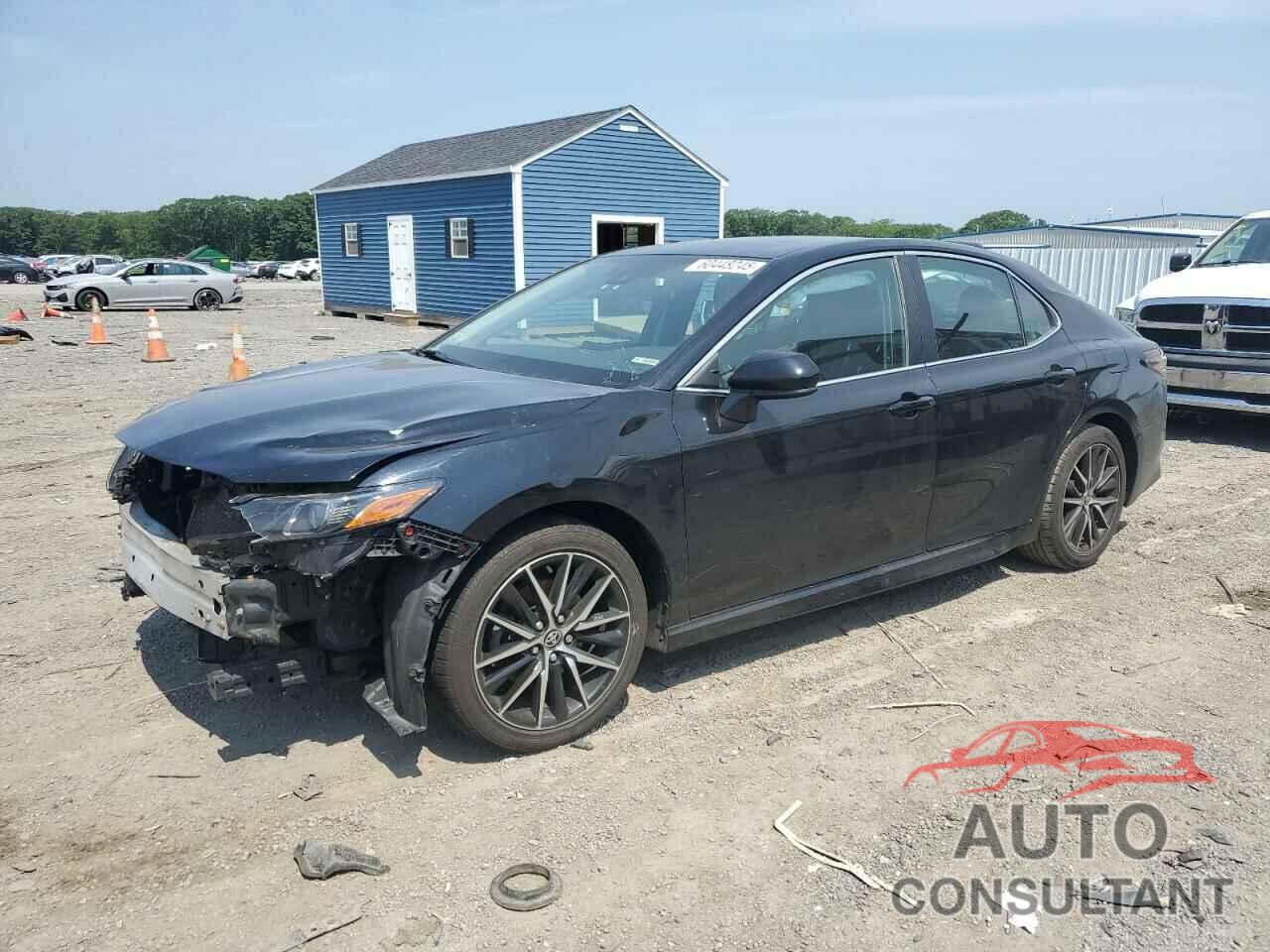 TOYOTA CAMRY 2021 - 4T1G11AK8MU512374