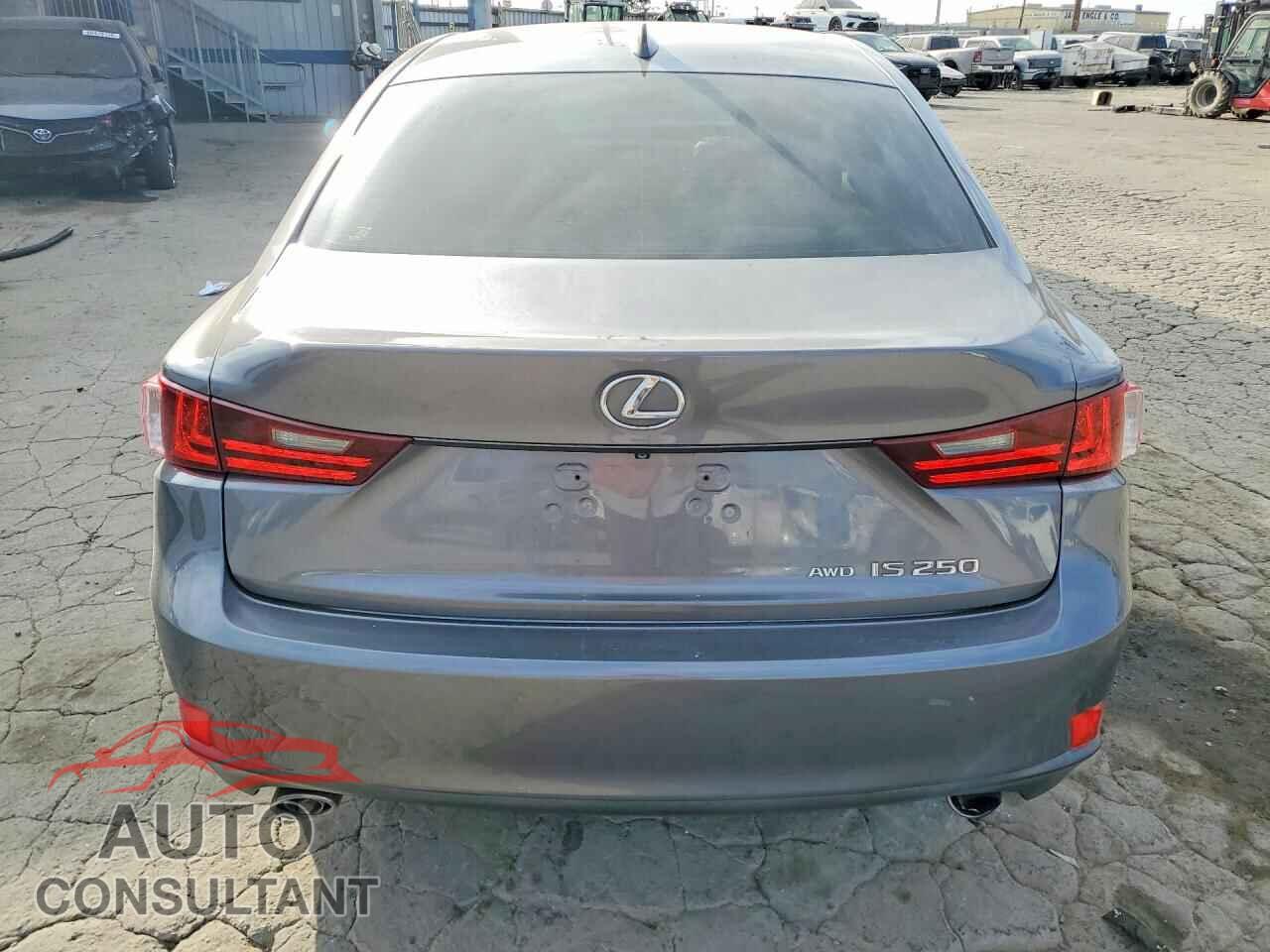 LEXUS IS 2014 - JTHCF1D26E5013275