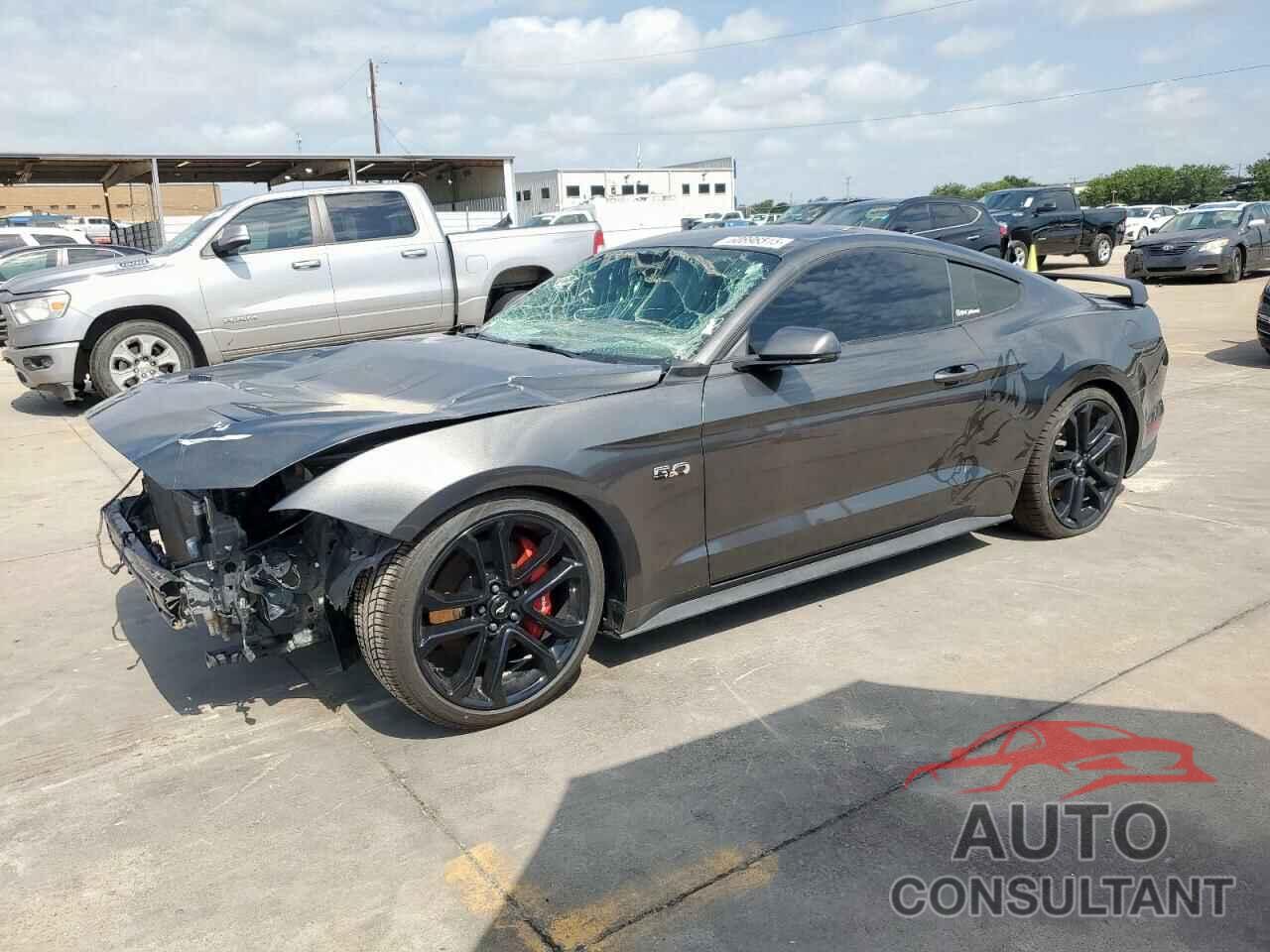 FORD MUSTANG 2018 - 1FA6P8CF2J5126651