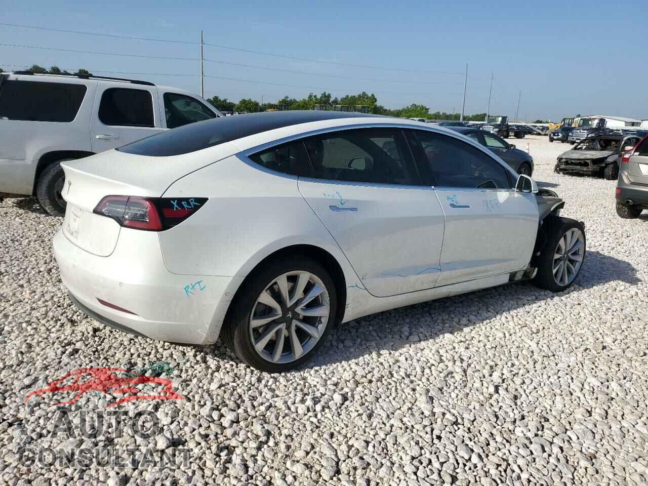 TESLA MODEL 3 2018 - 5YJ3E1EA0JF169735