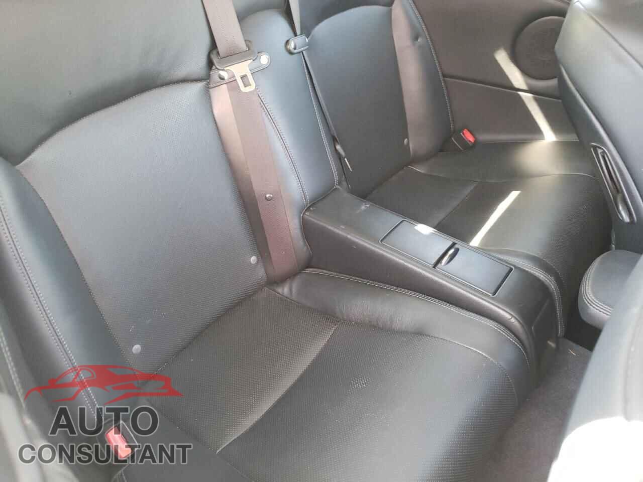 LEXUS IS 2014 - JTHFF2C25E2531190