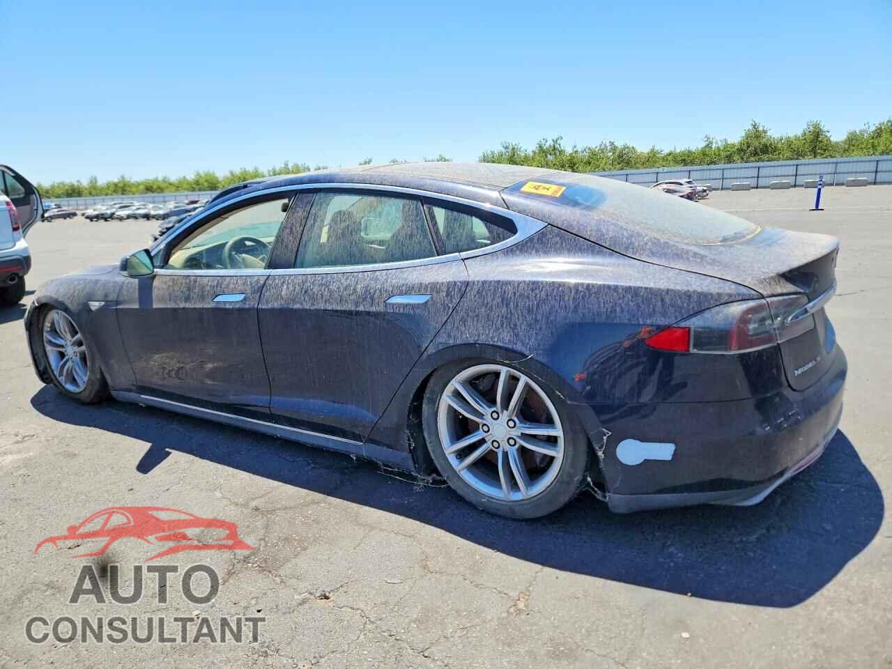 TESLA MODEL S 2013 - 5YJSA1CG2DFP04938