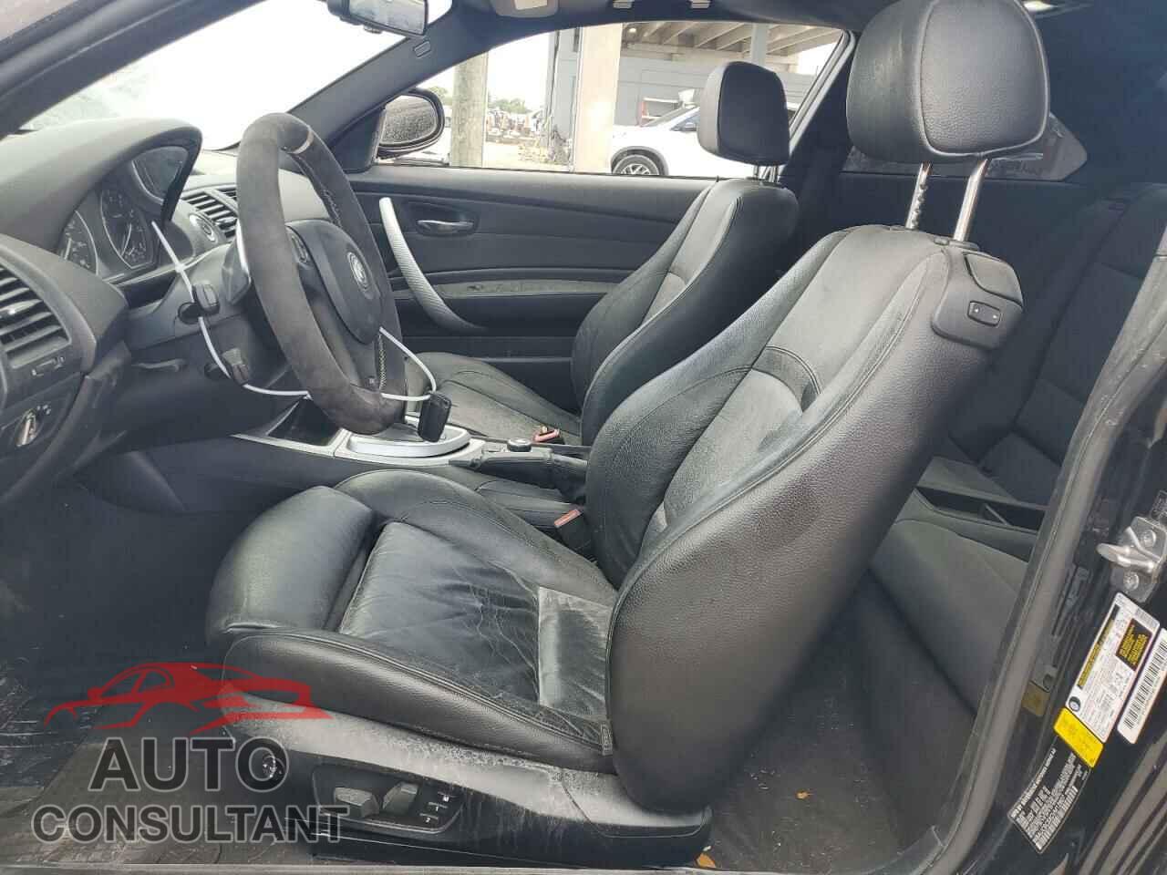 BMW 1 SERIES 2012 - WBAUC9C5XCVM12807
