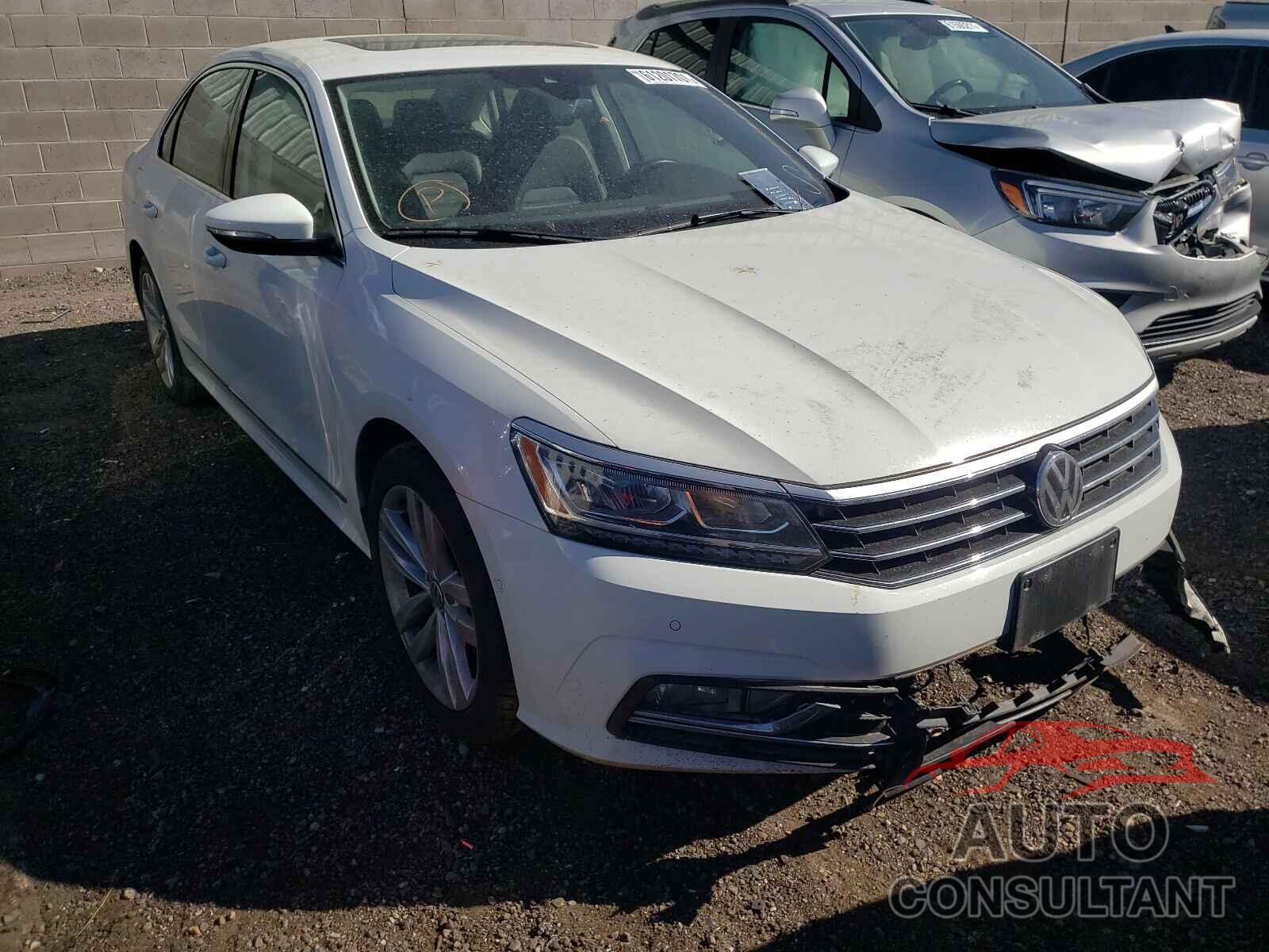 VOLKSWAGEN PASSAT 2018 - 1VWCA7A3XJC008602