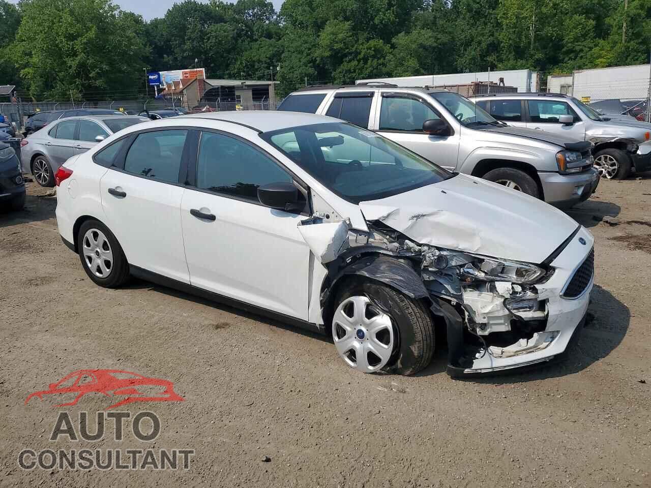FORD FOCUS 2016 - 1FADP3E27GL402847