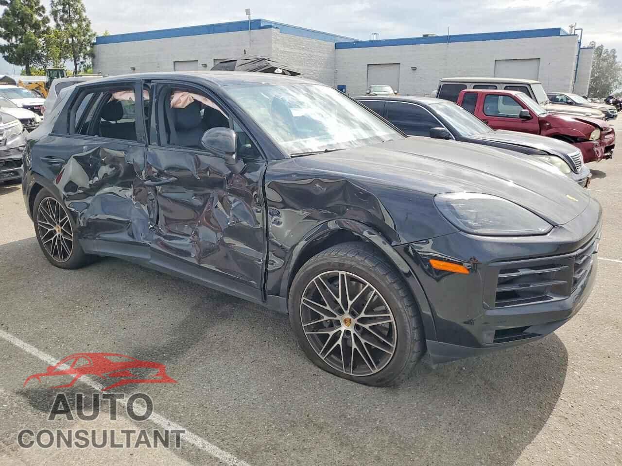 PORSCHE CAYENNE 2024 - WP1AA2AY6RDA03216