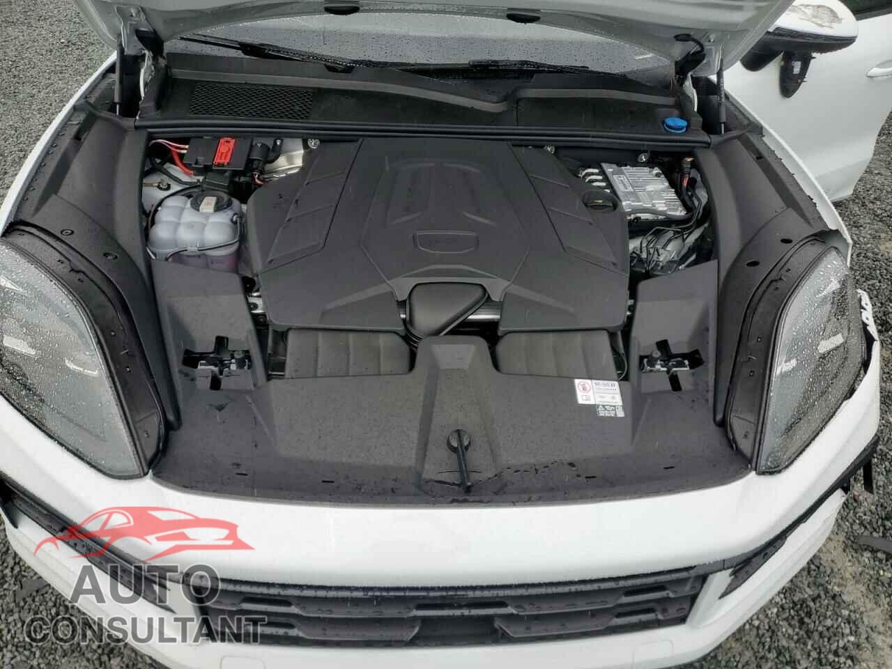PORSCHE CAYENNE 2024 - WP1AA2AY2RDA06971