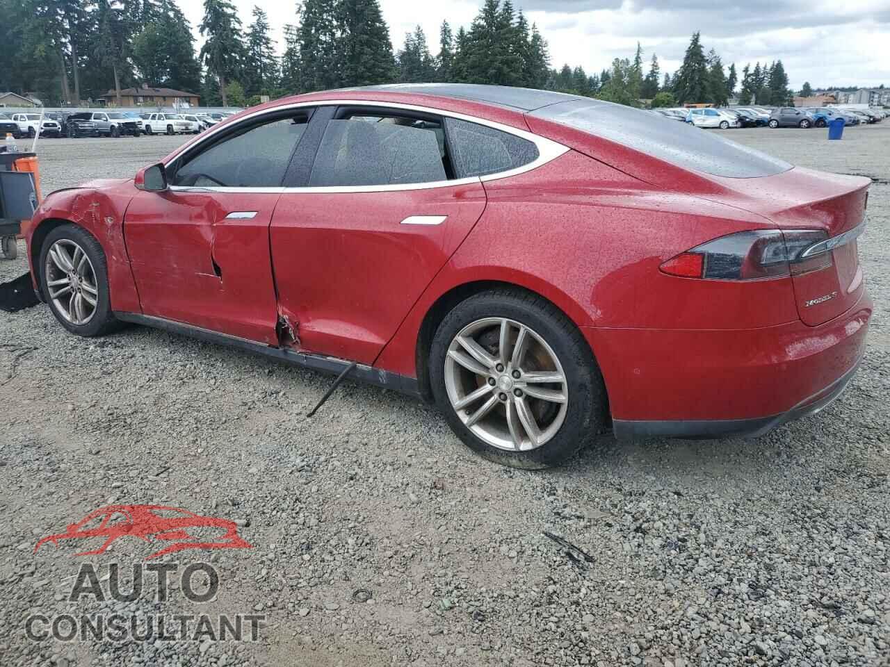 TESLA MODEL S 2015 - 5YJSA1H18FF082160