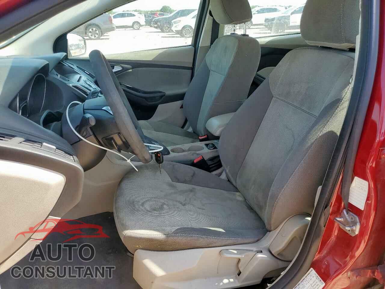 FORD FOCUS 2014 - 1FADP3F29EL307332