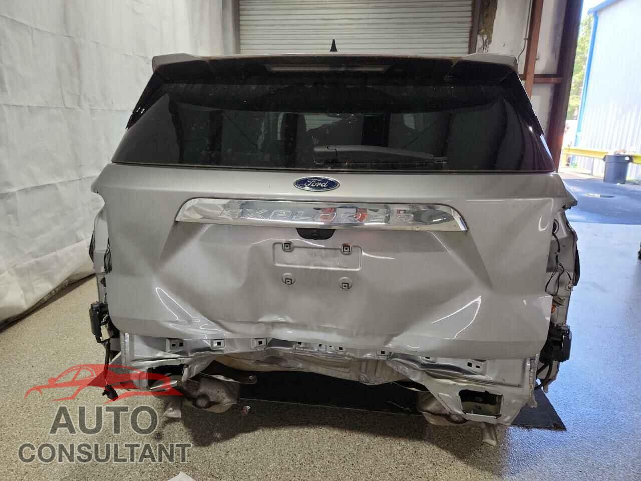 FORD EXPLORER 2022 - 1FMSK7BH8NGB80157