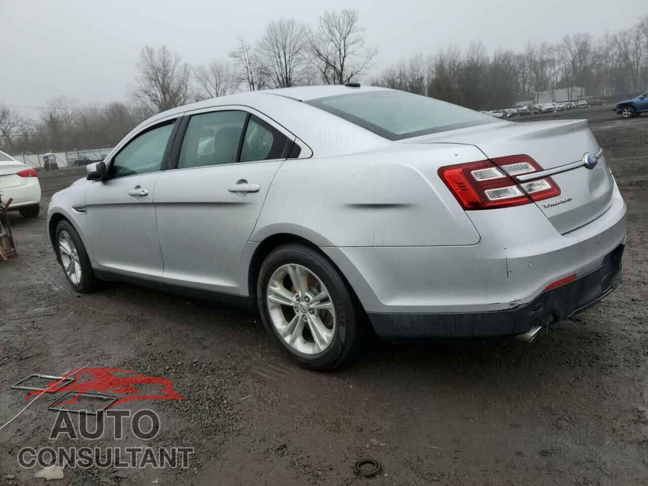FORD TAURUS 2013 - 1FAHP2E85DG106424