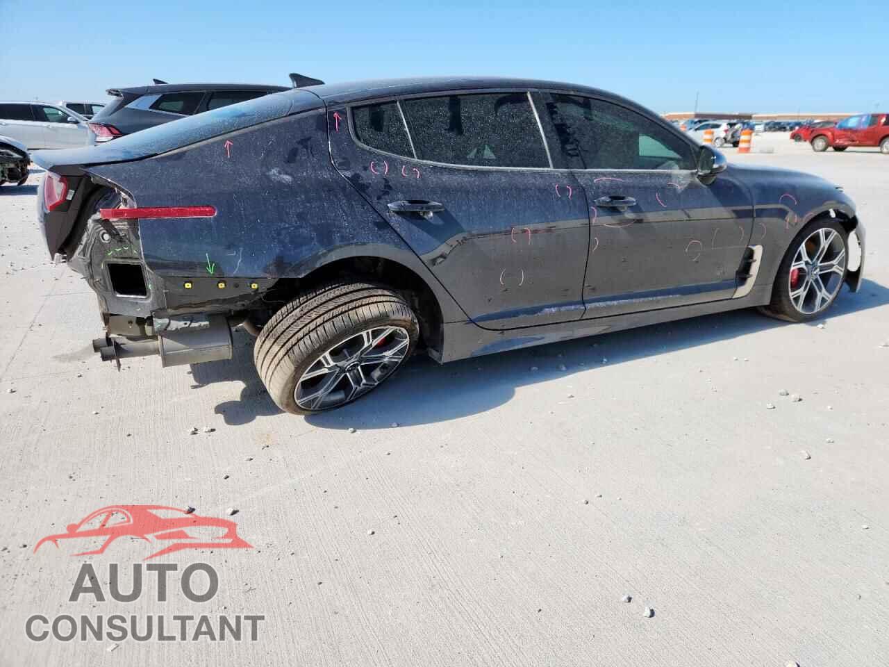 KIA STINGER 2021 - KNAE35LCXM6087776