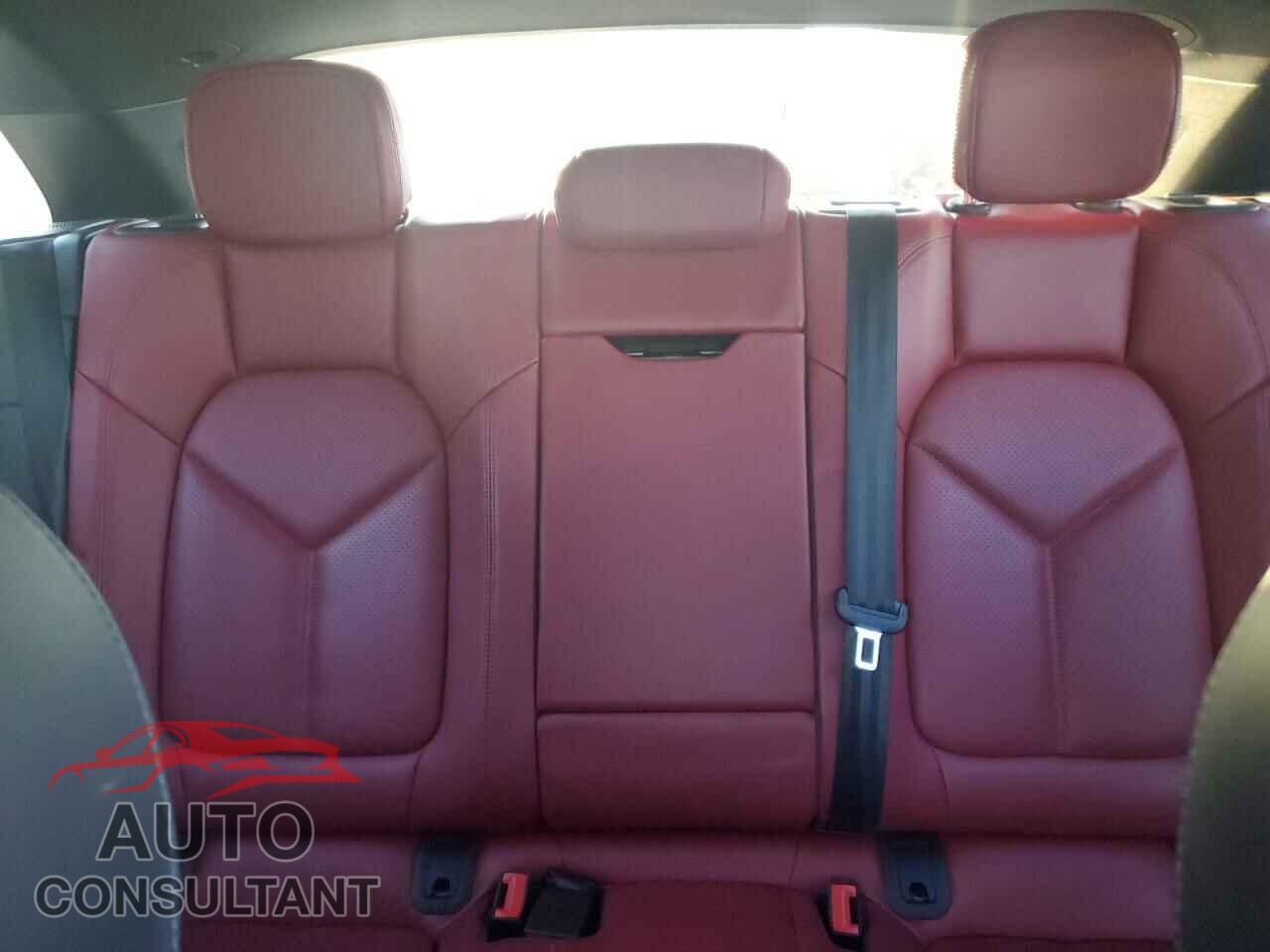PORSCHE MACAN 2022 - WP1AA2A52NLB11435