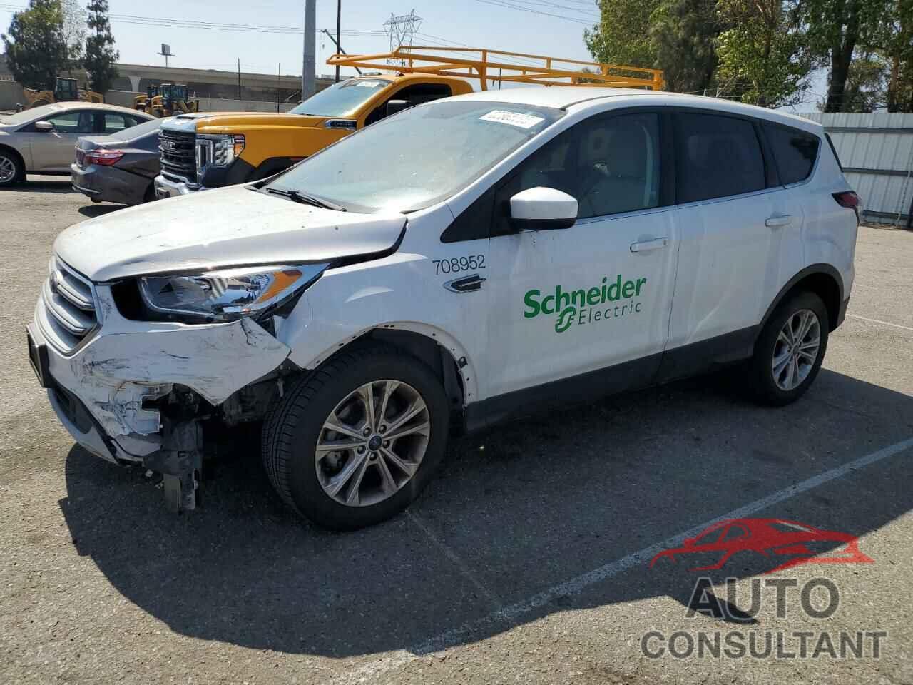 FORD ESCAPE 2017 - 1FMCU0GD4HUE17678