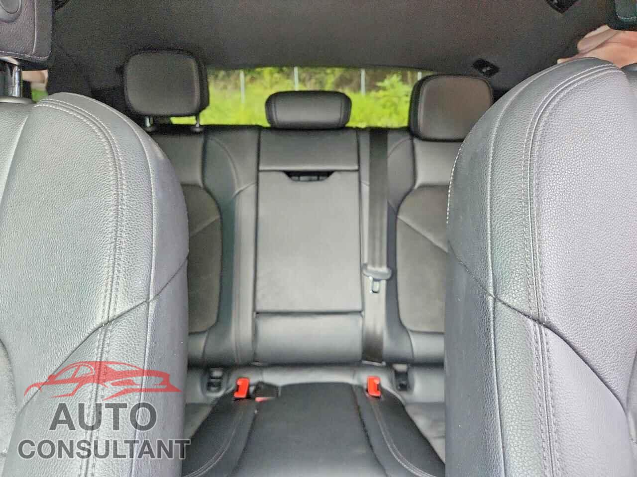 PORSCHE MACAN 2020 - WP1AA2A54LLB14009