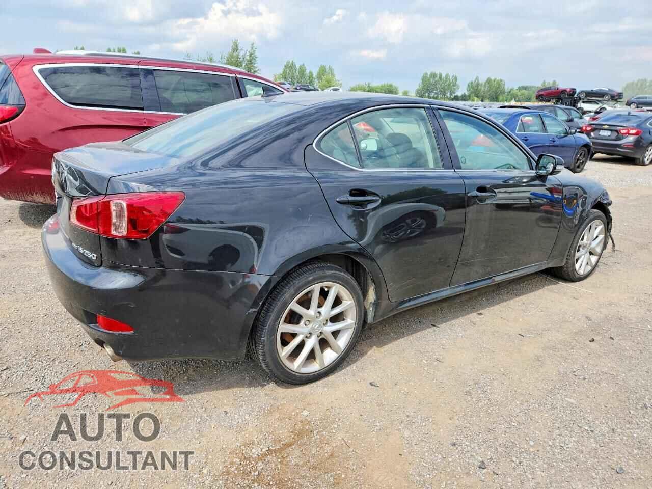 LEXUS IS 2011 - JTHCF5C29B5051457