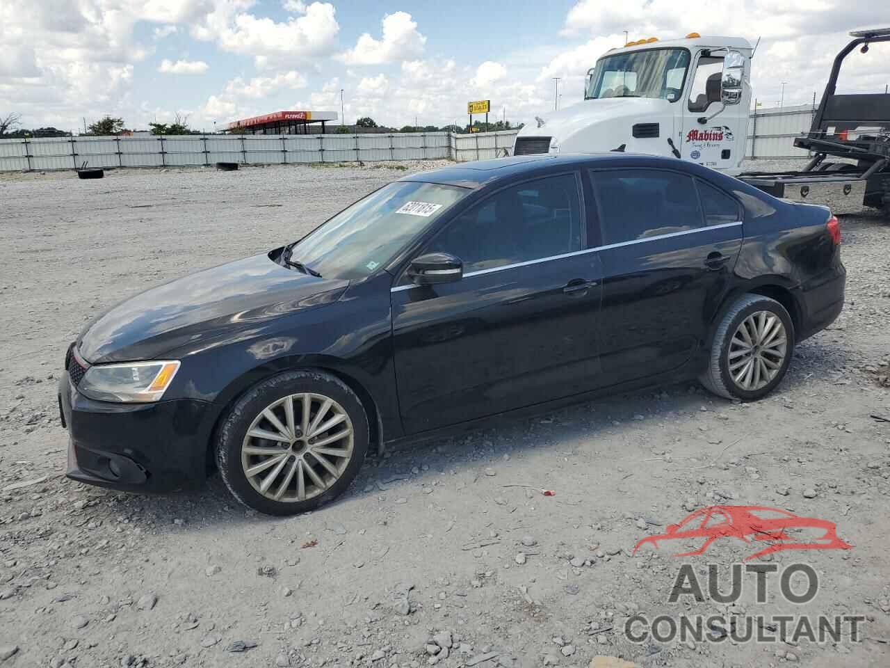 VOLKSWAGEN JETTA 2011 - 3VWLX7AJ4BM328673